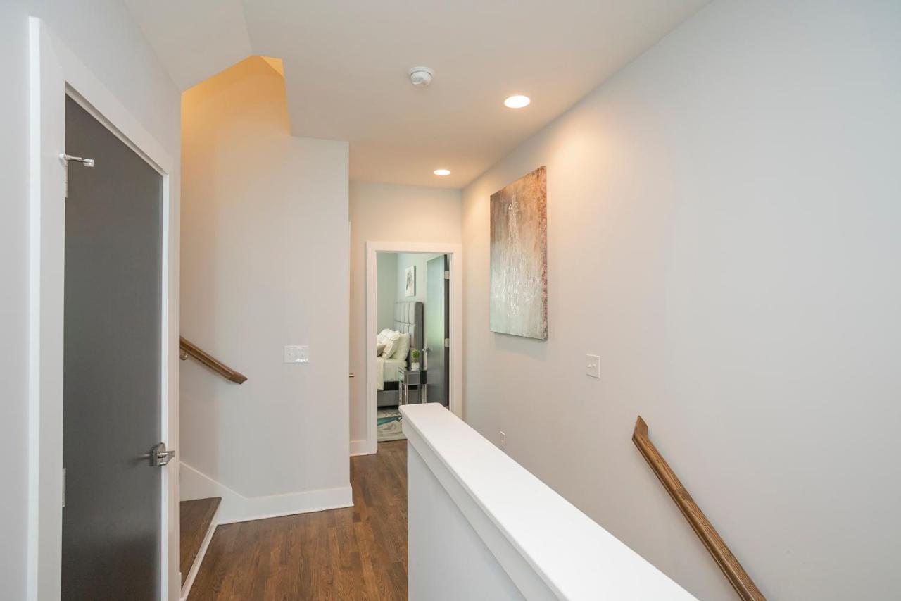 Luxury Townhome Skyline Views Mins To Dt Nashville Zewnętrze zdjęcie