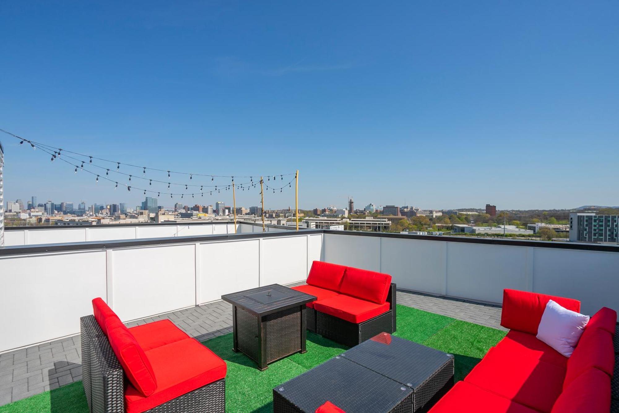 Luxury Townhome Skyline Views Mins To Dt Nashville Zewnętrze zdjęcie