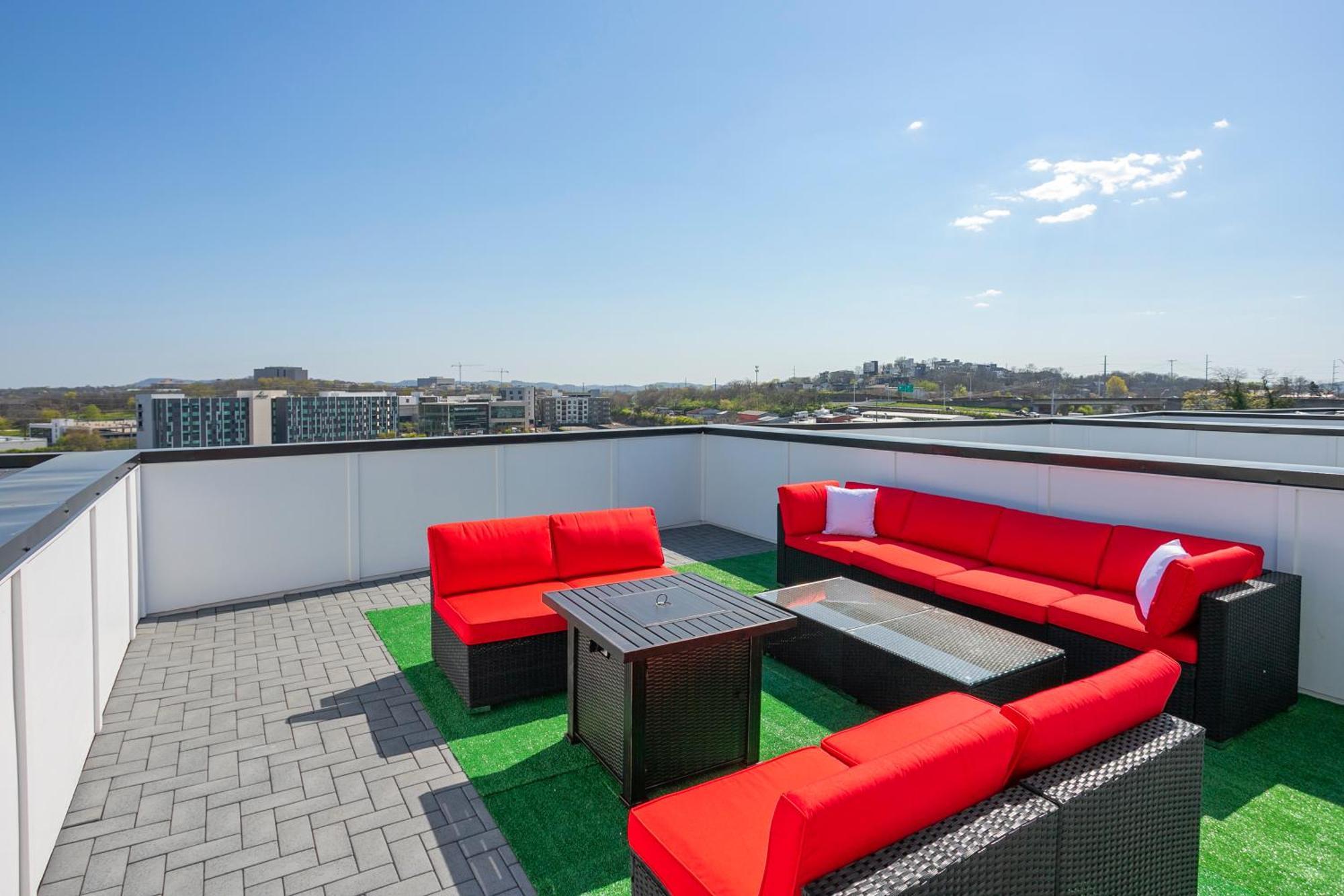 Luxury Townhome Skyline Views Mins To Dt Nashville Zewnętrze zdjęcie