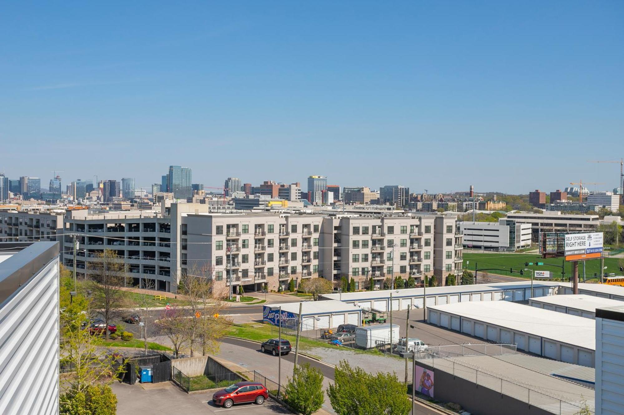 Luxury Townhome Skyline Views Mins To Dt Nashville Zewnętrze zdjęcie