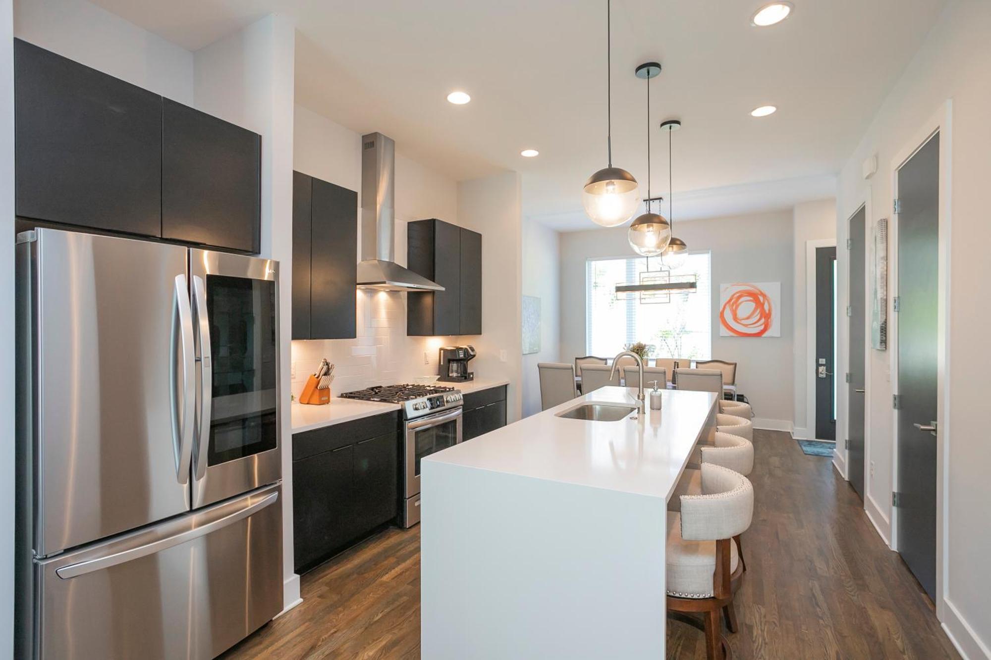 Luxury Townhome Skyline Views Mins To Dt Nashville Zewnętrze zdjęcie