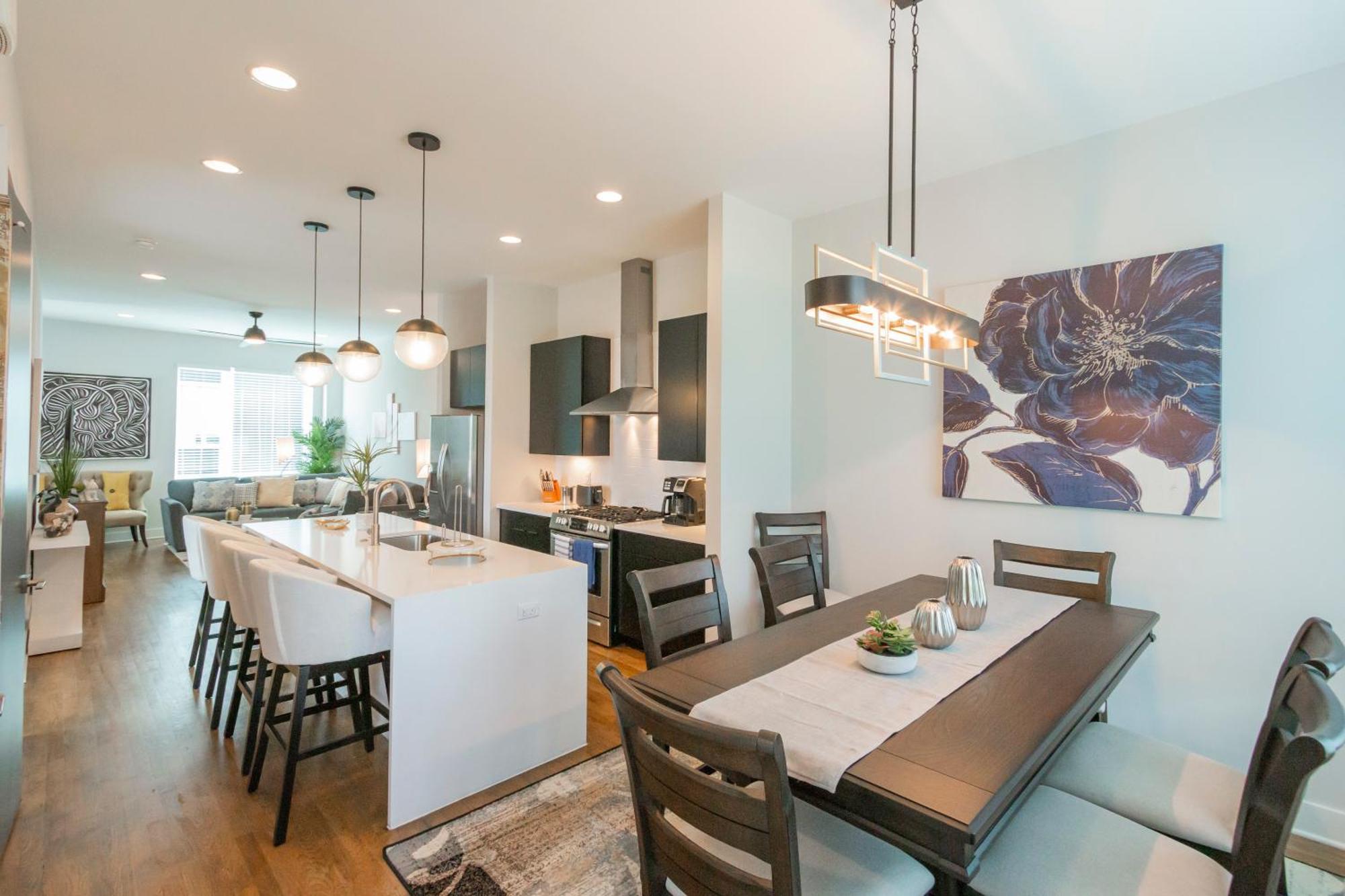Luxury Townhome Skyline Views Mins To Dt Nashville Zewnętrze zdjęcie
