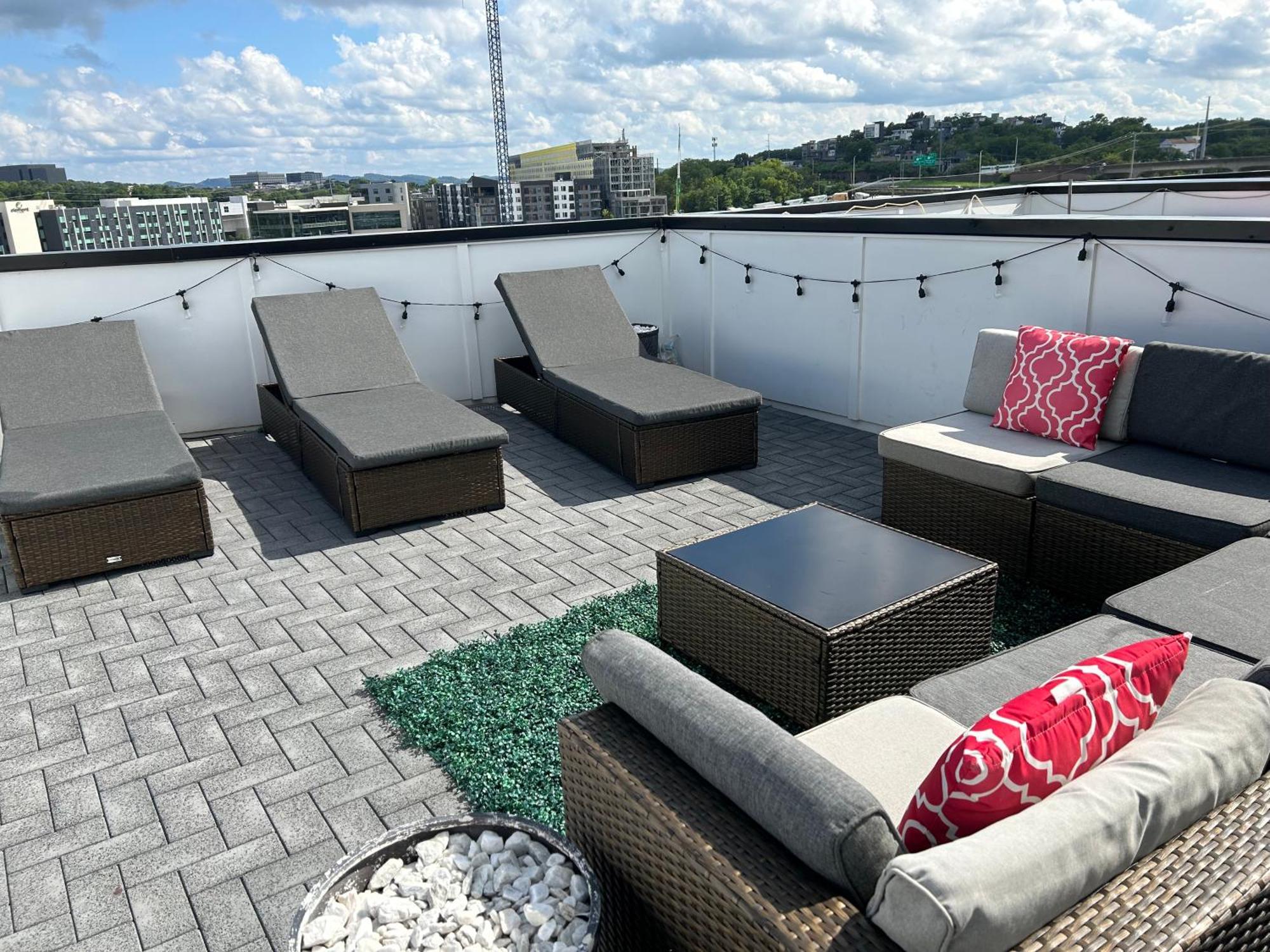 Luxury Townhome Skyline Views Mins To Dt Nashville Zewnętrze zdjęcie